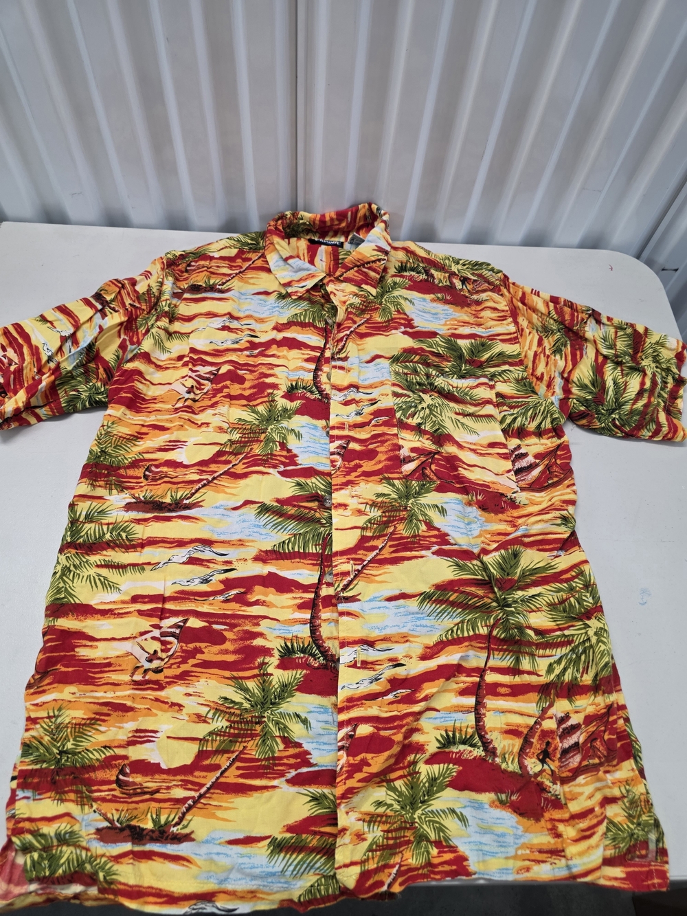 Laguna Hawaiian Button Up Shirt Men's Size Large